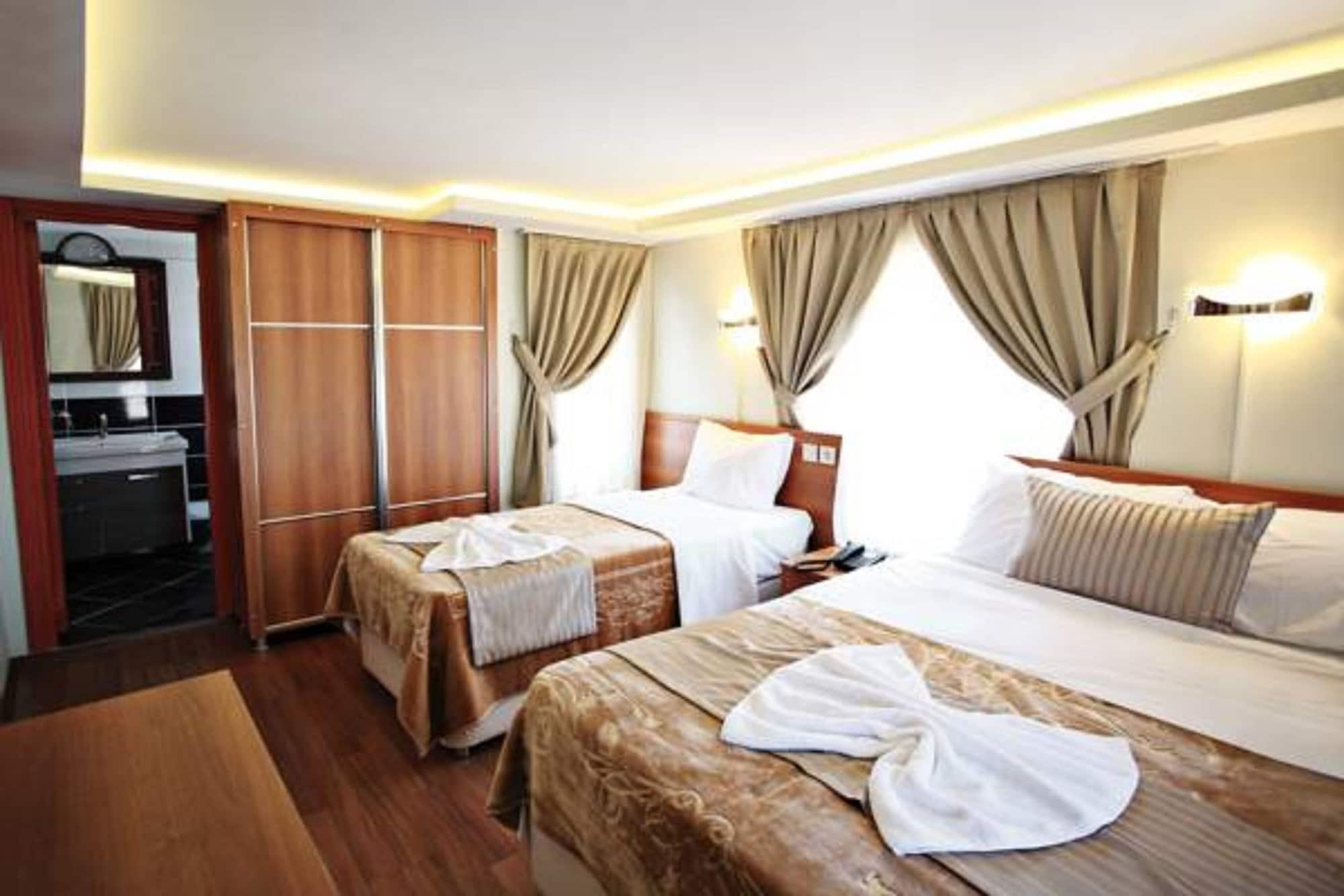 Taksim Palace Hotel Стамбул Екстер'єр фото