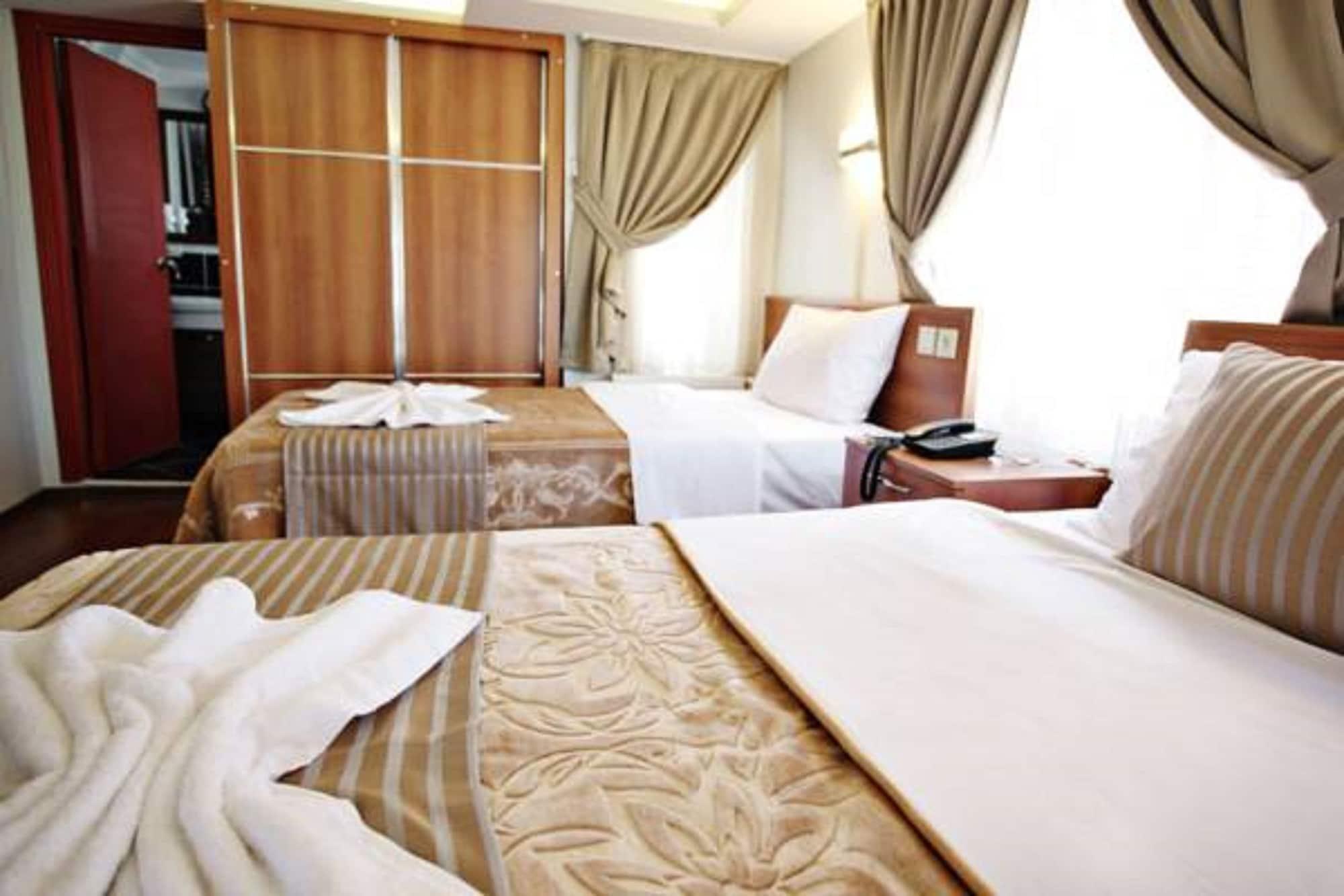 Taksim Palace Hotel Стамбул Екстер'єр фото