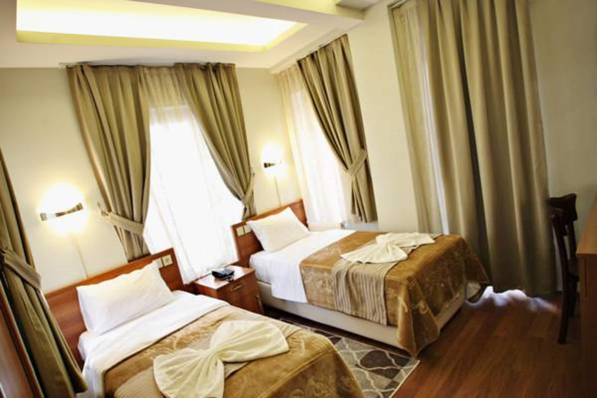Taksim Palace Hotel Стамбул Екстер'єр фото